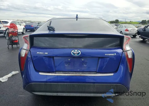 2017 Toyota Prius z USA, uszkodzony, nr VIN JTDKBRFUXH3535333